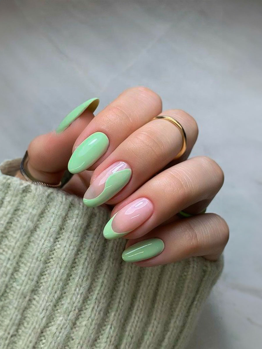 GOLDEN NAILS & SPA